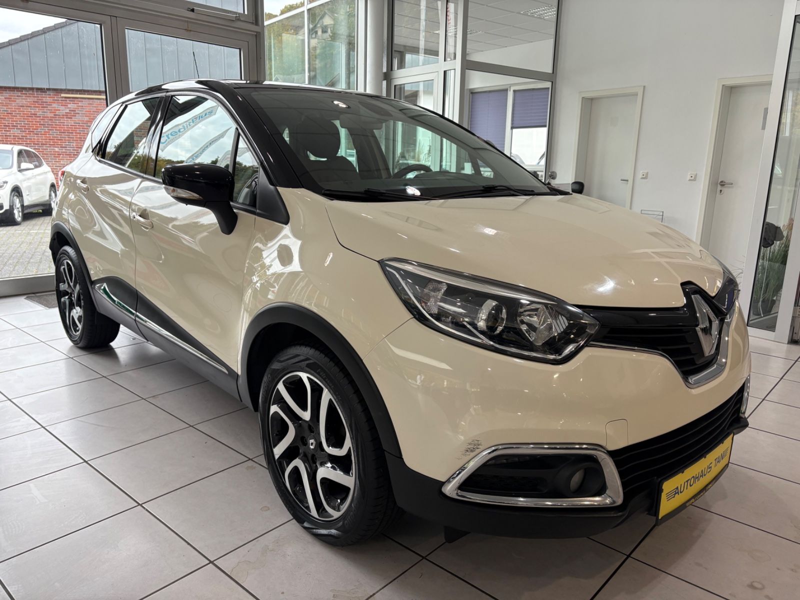 Fahrzeugabbildung Renault Captur Intens *RÜCKFAHRKAMERA*