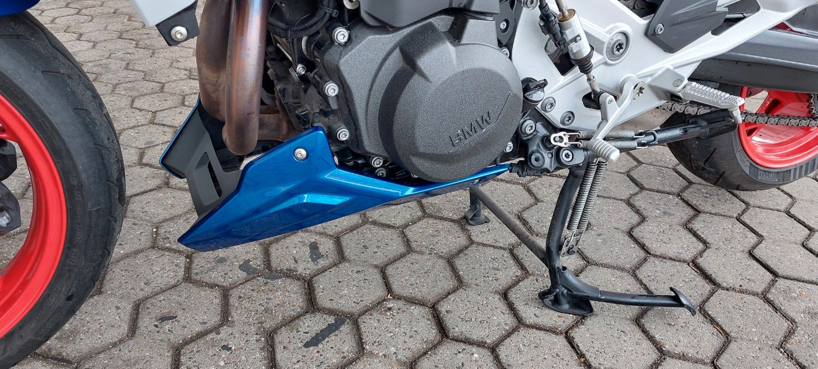 Fahrzeugabbildung BMW F 900 R Style Sport  Puig Edition   Vollausst.