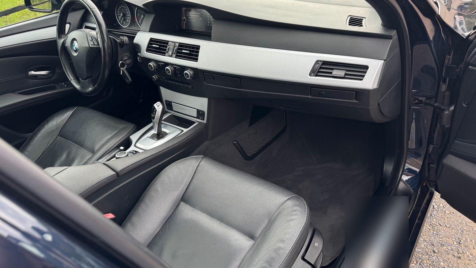 BMW 520 2010 — photo 13