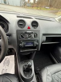 Volkswagen Caddy - 9