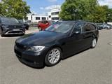 BMW 325i Touring - Aut. Panorama  - BMW 325 Gebrauchtwagen in Nürnberg