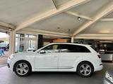 Audi Q7 3.0 TDI  S-Line 7-SITZER+AHK+360RFK+PANO+BOSE - Audi Q7: 7 Sitze