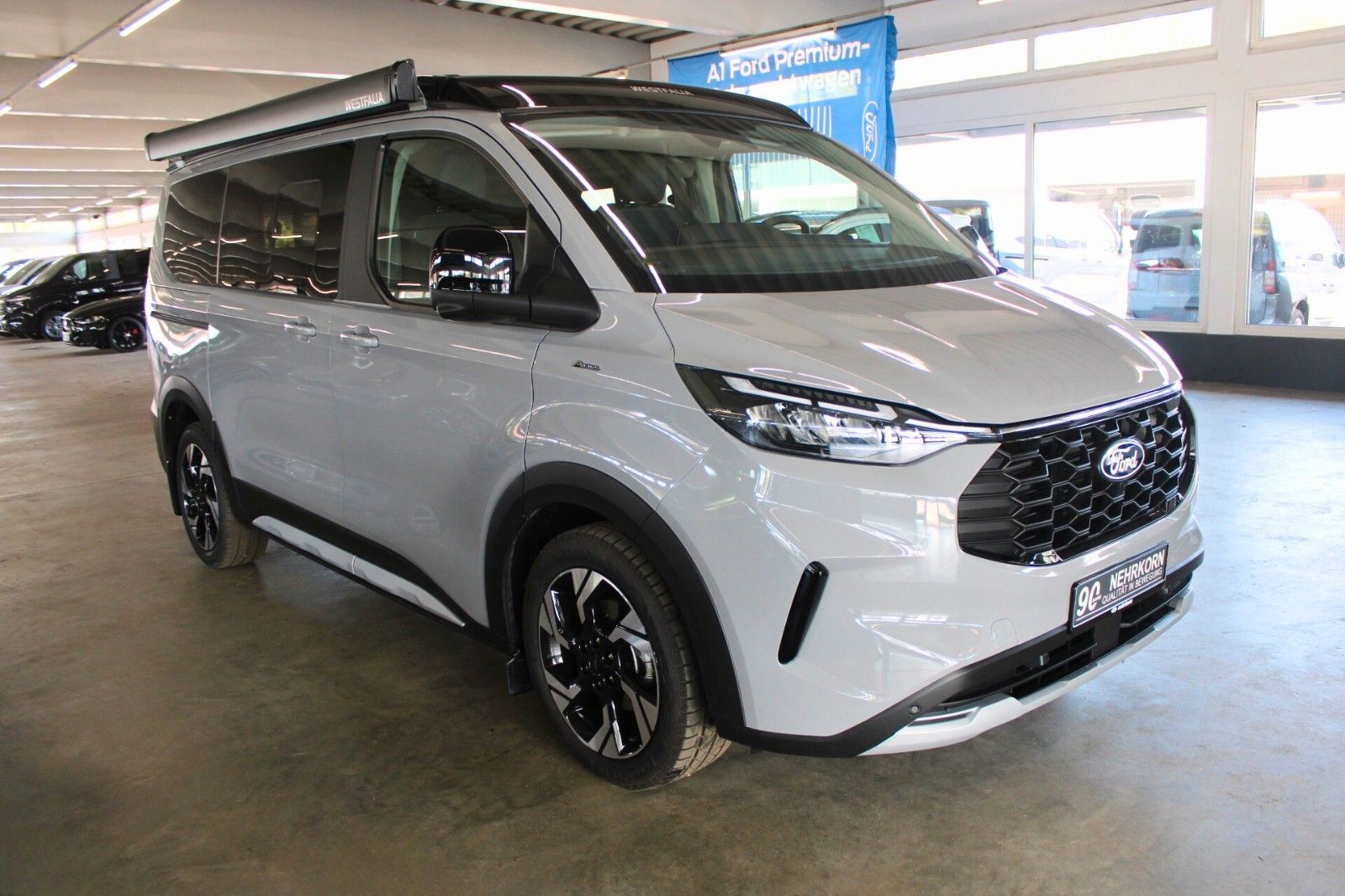 Fahrzeugabbildung Ford NUGGET L1 Active ALLRAD + Aufstelldach SOFORT