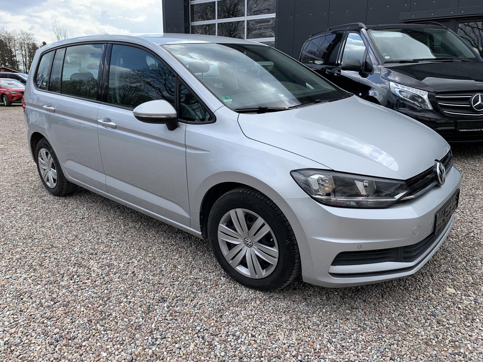 Volkswagen Touran 7 Sitzer Anhängerkupplung