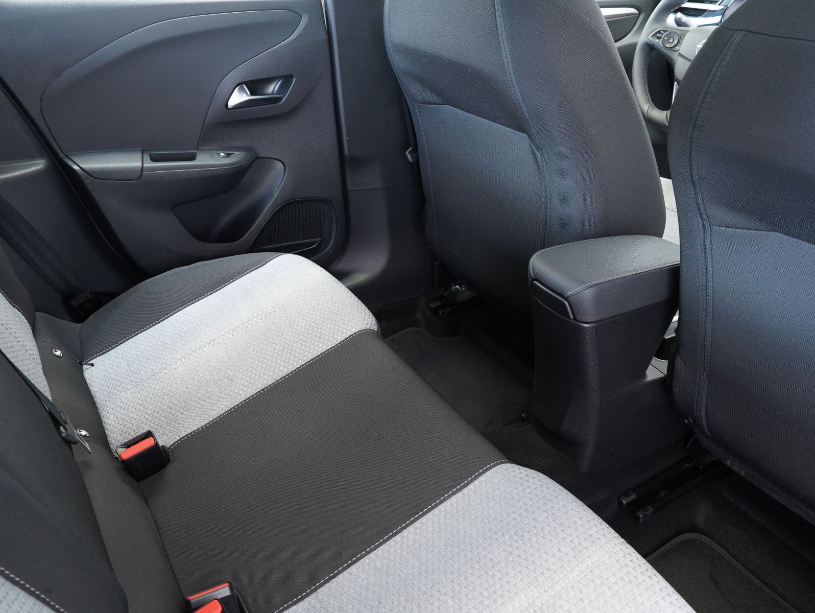 Fahrzeugabbildung Opel Corsa F e Edition FACELIFT/LED/11KW/SOH100