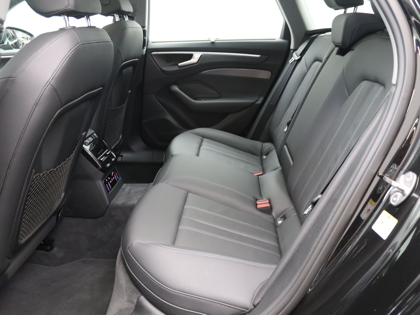Audi A6 - Bild 9