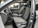 Volkswagen Tiguan Allspace Highline 4M Panorama AHK Kam360 - VW Tiguan Allspace Gebrauchtwagen in Frankfurt