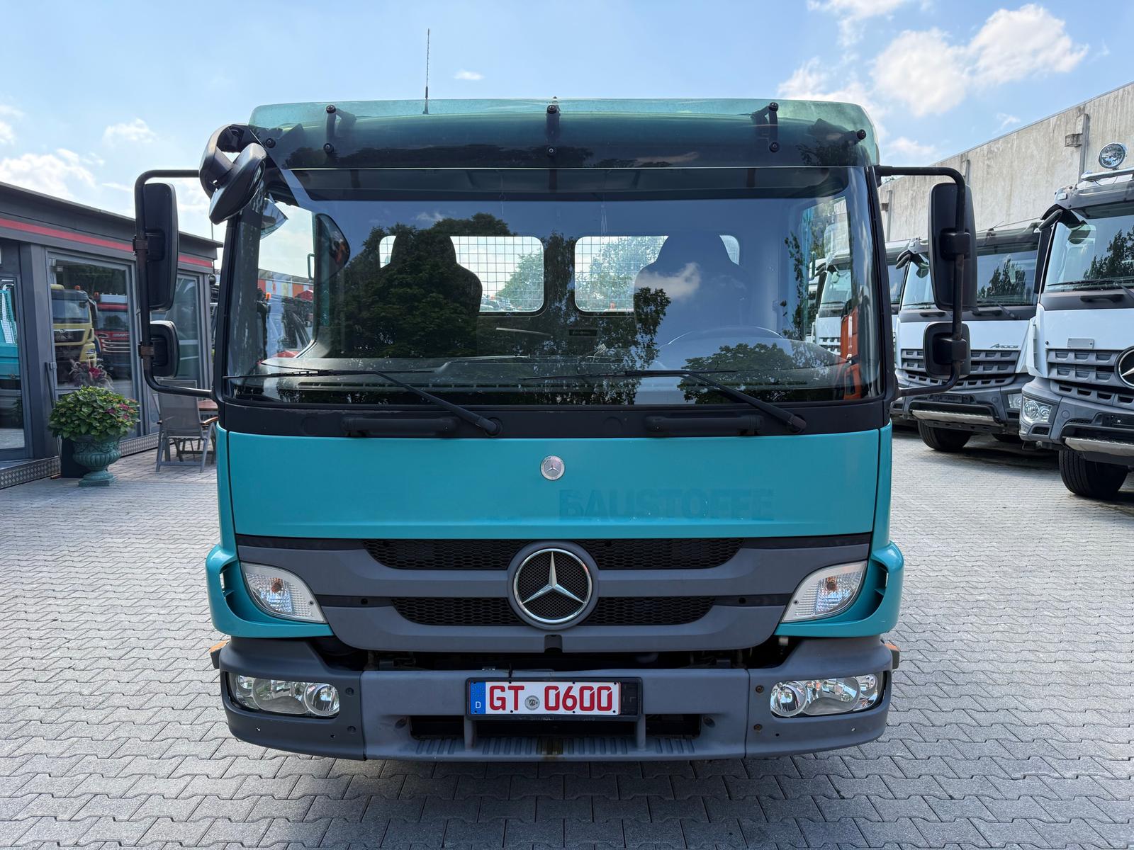 Mercedes-Benz Atego 816