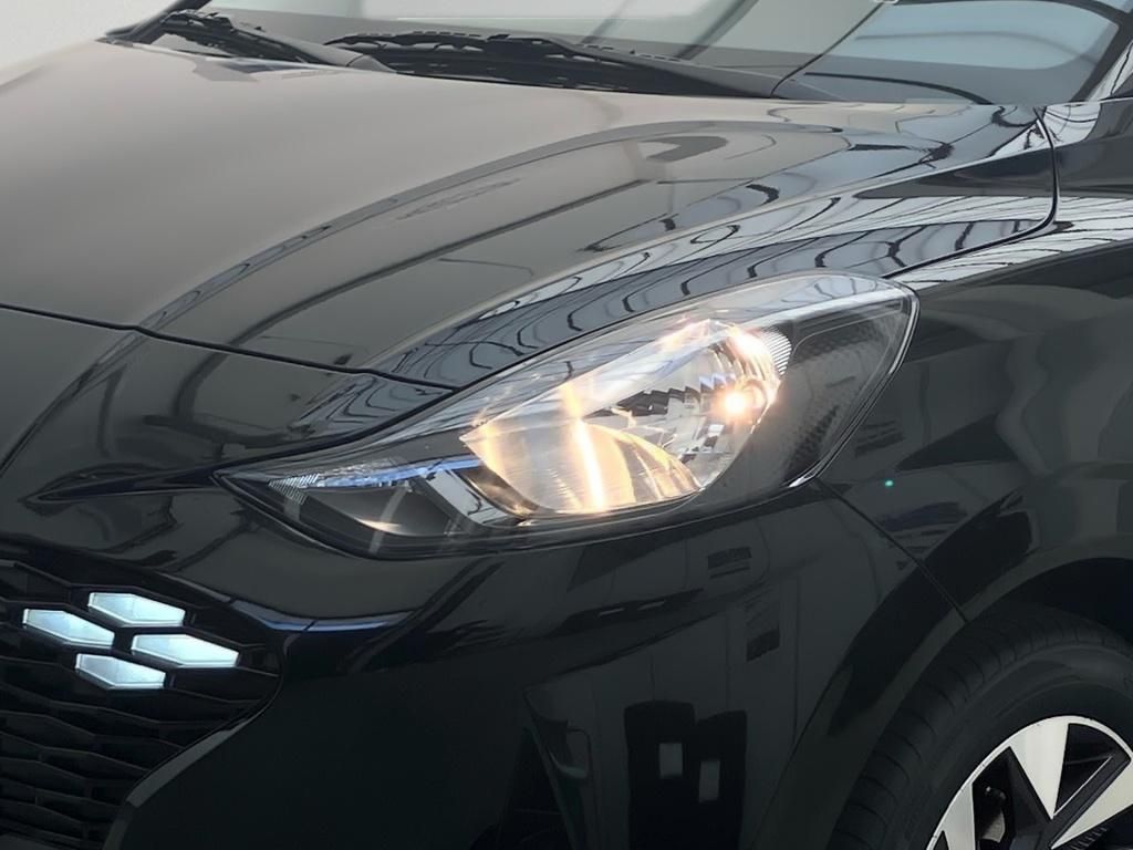 Fahrzeugabbildung Hyundai i10 Navi SHZ KAM PDC SpurH