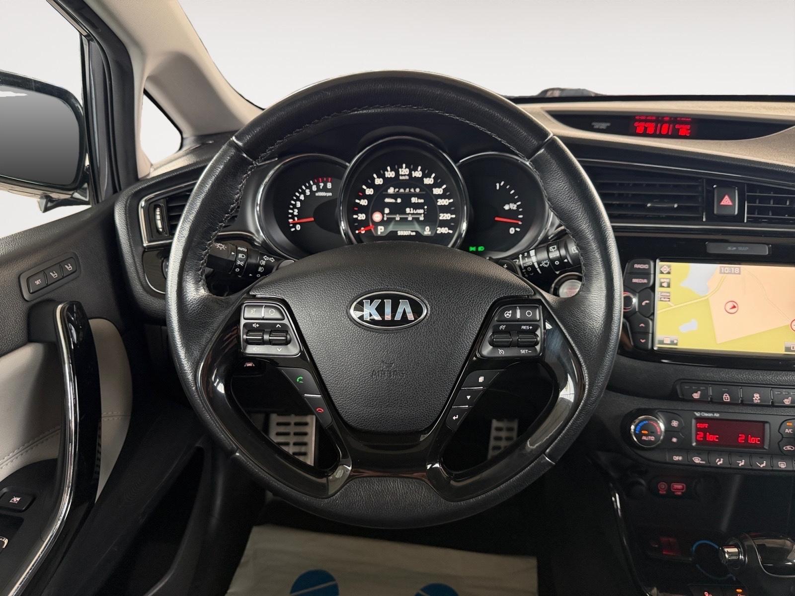 Kia cee'd 1.6 GDI Platinum Xenon Schiebed. Leder Kam