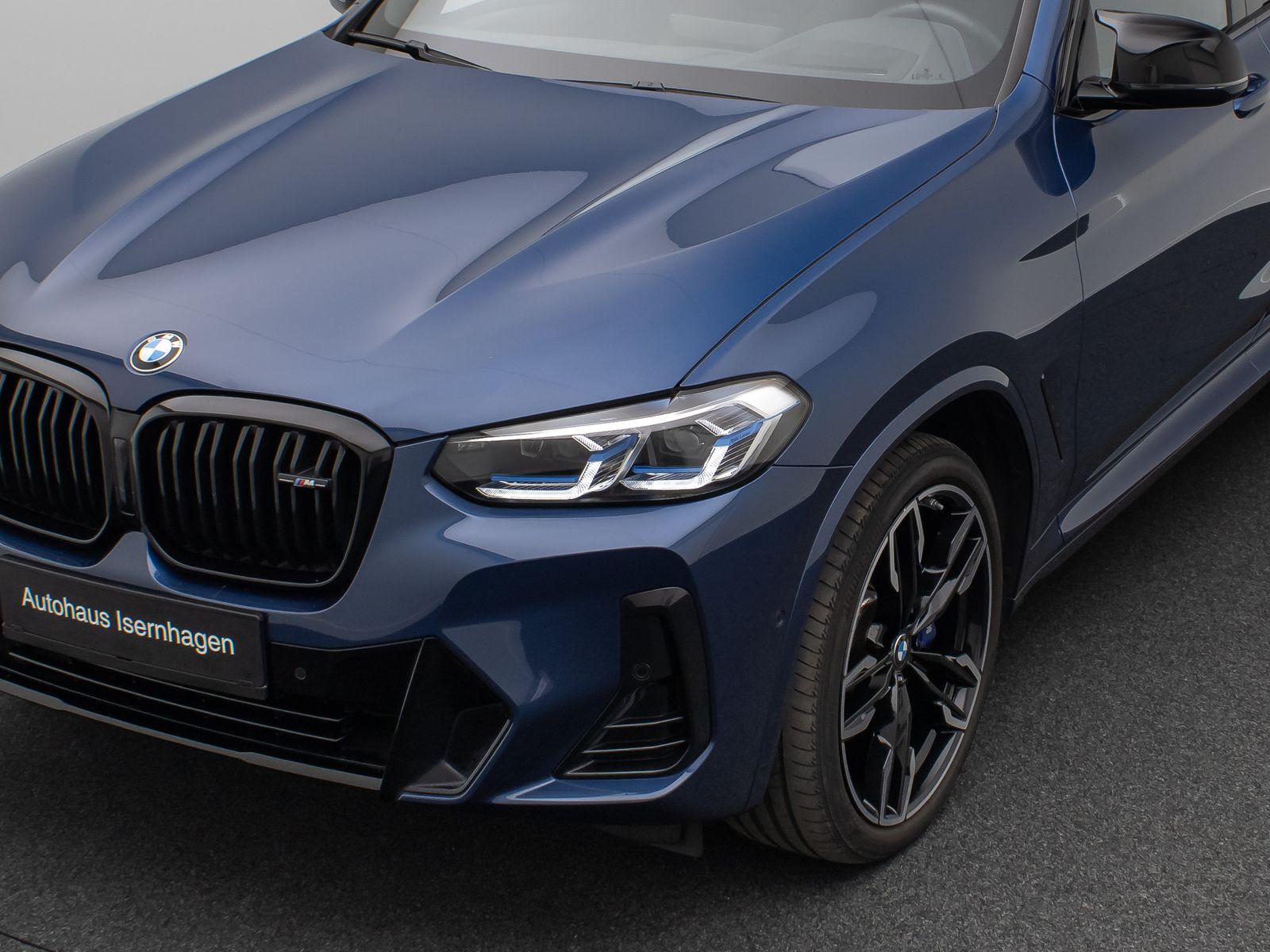 Fahrzeugabbildung BMW X3 M40i Kamera Laser HUD DAB HiFi Komfort 21Zoll
