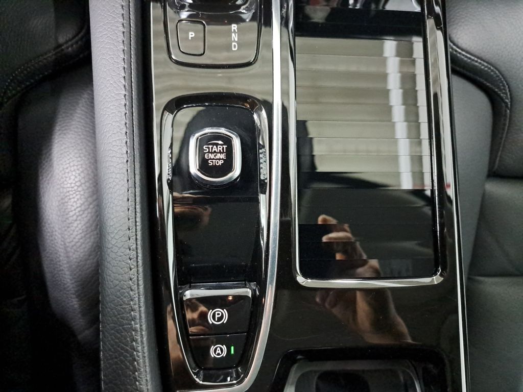 Volvo V60 T6 AWD Recharge Plus Bright NAVI RFK SHZ foto 24