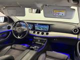Mercedes-Benz E 220 d AMG-Line|PANO|WIDESCREEN|360°|HUD|20ZOLL - Mercedes-Benz E 220 mit Panoramadach