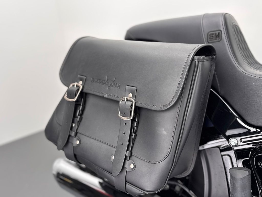 Fahrzeugabbildung Harley-Davidson STREET BOB *NEUWERTIG *ANSCHLUSSGARANTIE 06/29