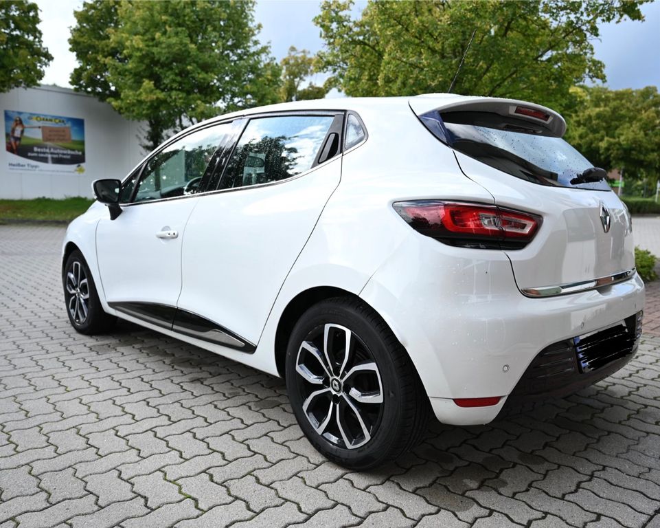 Image of Renault Clio