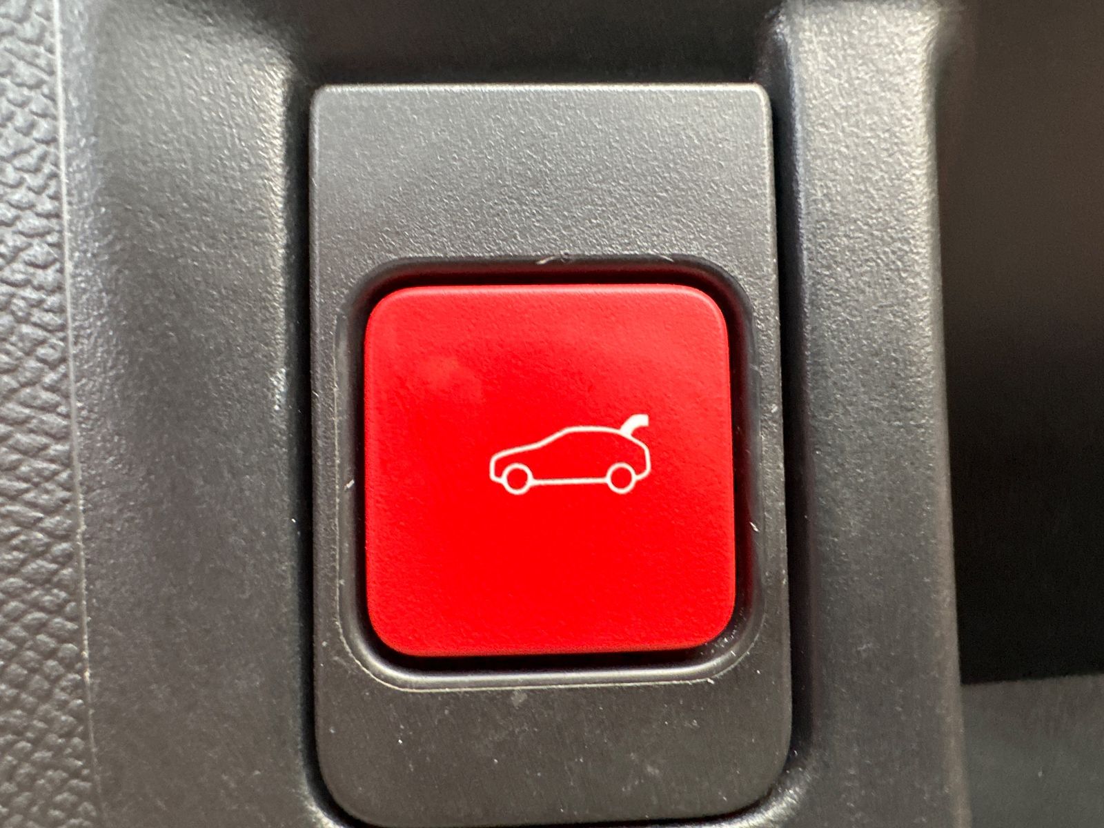 Fahrzeugabbildung Opel Astra SpT 1.5 D Automatik Ultimate NAV+LED+PANO