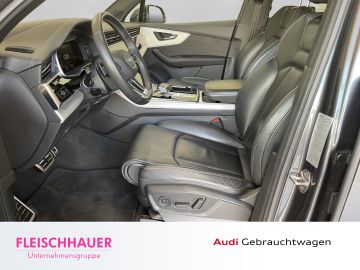 Audi Q7 - 12
