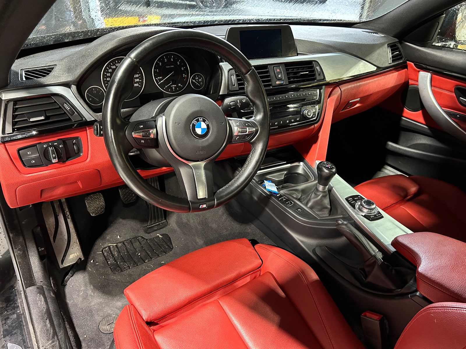 Fahrzeugabbildung BMW 428 Bau. 4 Coupe 428 i/BESCHÄDIGT/MOTORSCHADEN