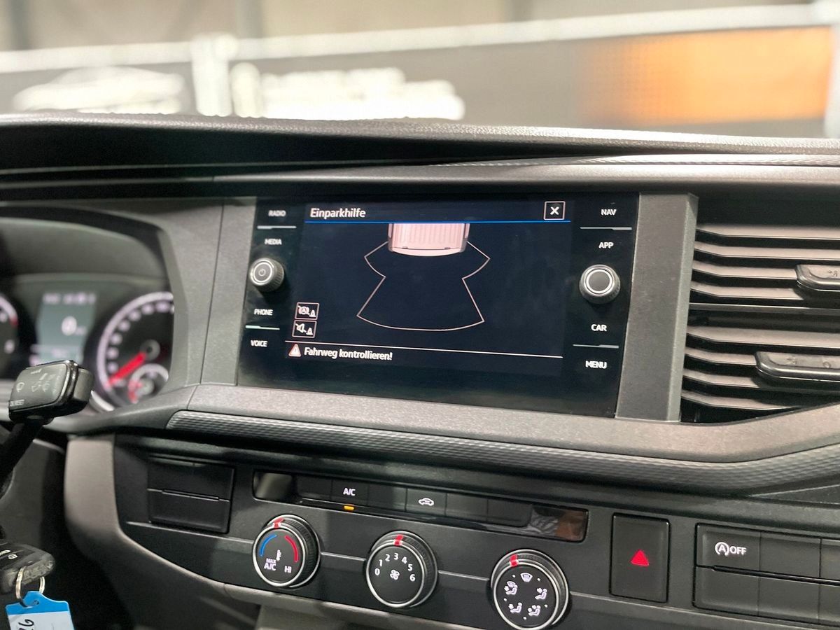 Fahrzeugabbildung Volkswagen T6 Transporter lang FWD #Tempomat#Navi