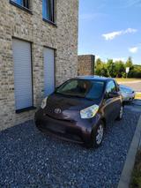 Toyota IQ   2009 - Toyota IQ: Iq2