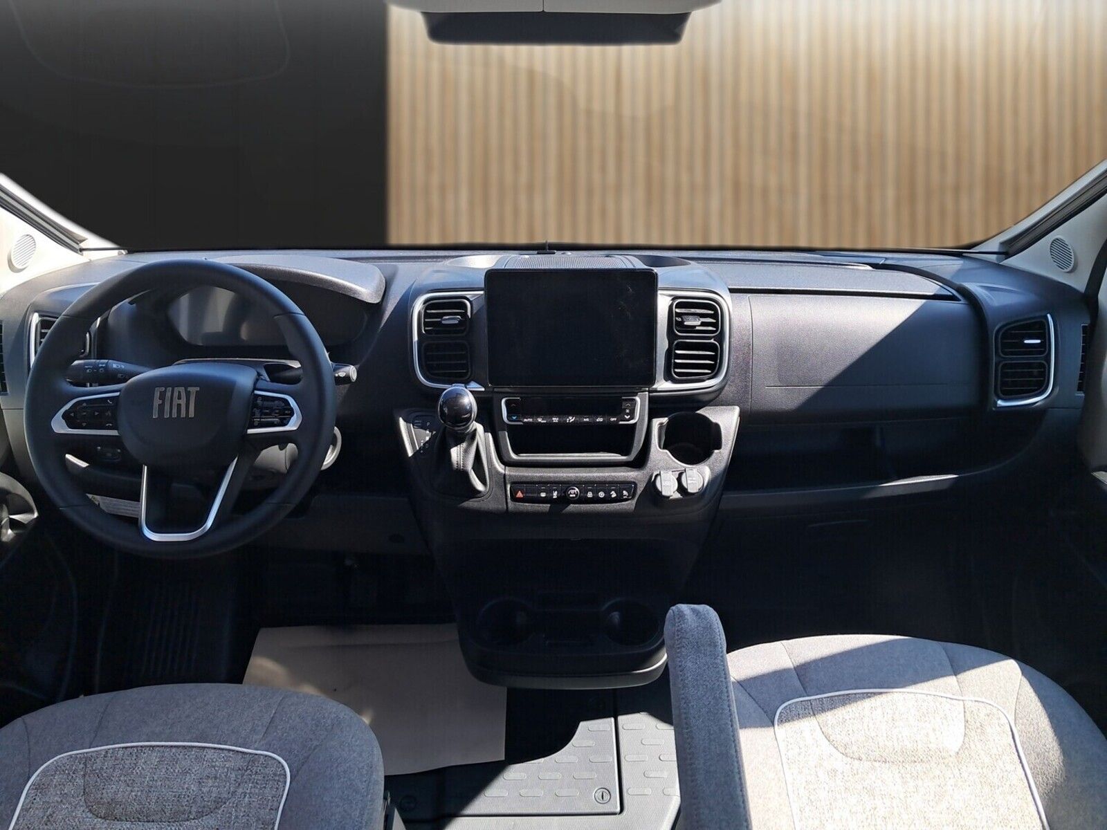 Fahrzeugabbildung Malibu Van diversity 640 LE K GT Klimaautomatik, Radio