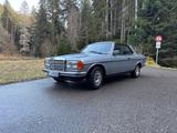 Mercedes-Benz Mercedes C123 230ce - Mercedes-Benz aus 1984: Coupe