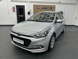 Hyundai i20 1.2 Classic **82tkm** 1Hand - Hyundai i20: Classic