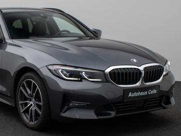 Fahrzeugabbildung BMW 320d Tour Sport Line AHK Standheizung LaserLicht