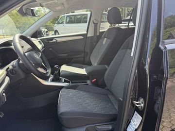 Fotografie des VW T-Roc 1,0l TSI Move