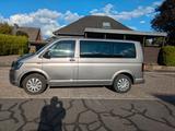 Volkswagen T6 Multivan Trendline 2,0 TDI - Volkswagen T6 Multivan: Beige