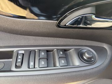 Fotografie 14 des Opel Mokka X Edition Klima