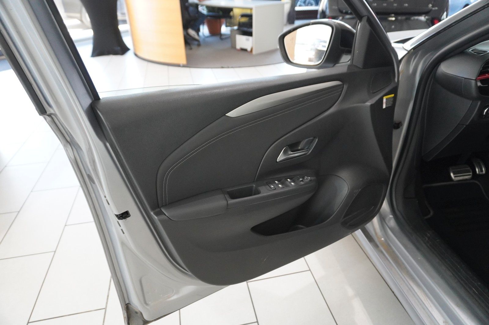 Fahrzeugabbildung Opel Corsa F 1.2T GS SPORT NAVI/LED/KAMERA/SPORT/DAB+