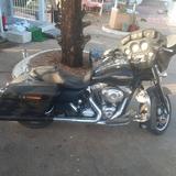 Harley-Davidson Street Glide - HARLEY-DAVIDSON 2011 STREET GLIDE