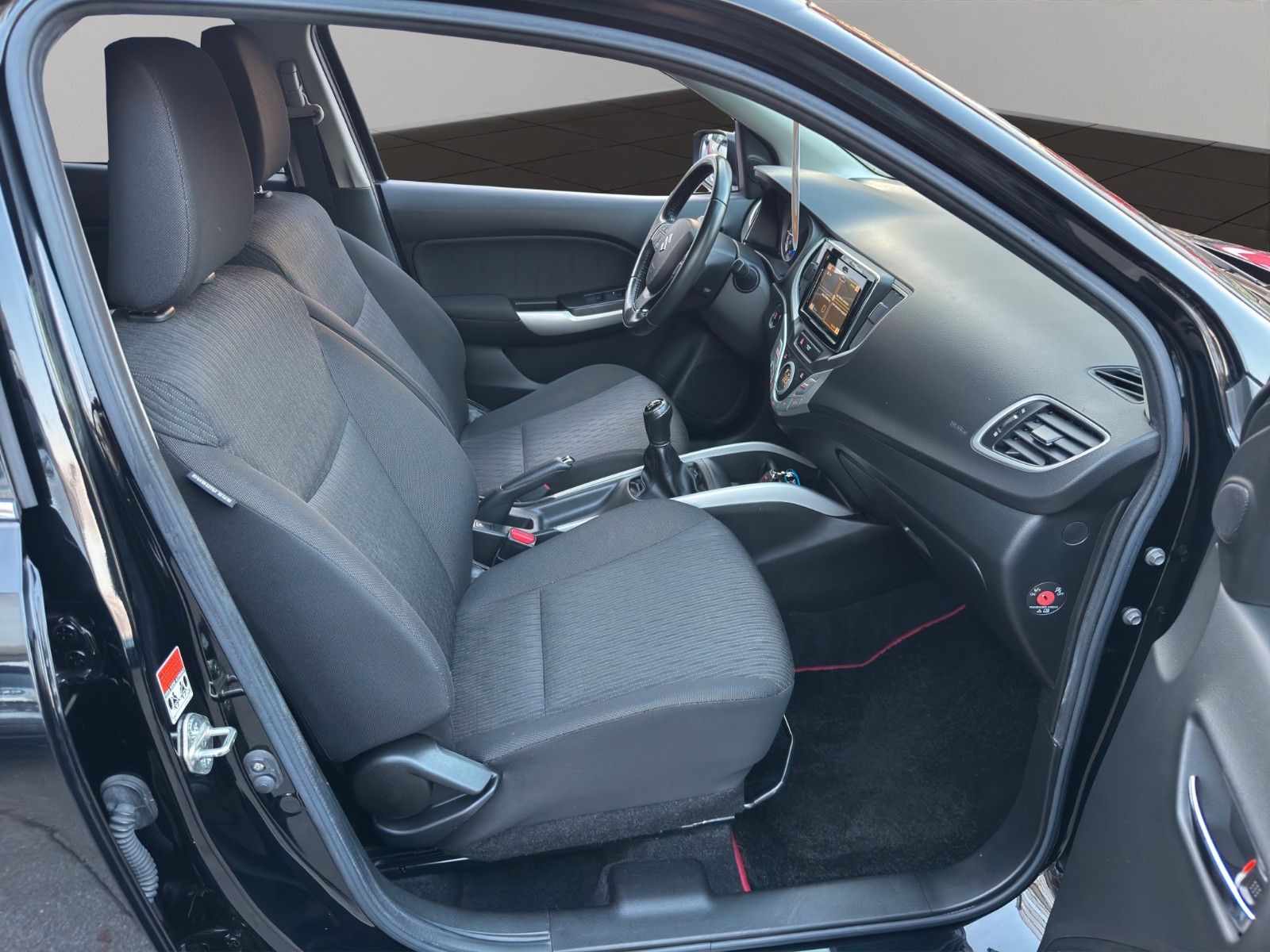 Fahrzeugabbildung Suzuki Baleno Comfort Klima/Navi/Kamara/1Hand