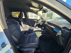 Fahrzeugabbildung Austral Esprit Alpine 1.2 E-TECH Full Hybrid 200