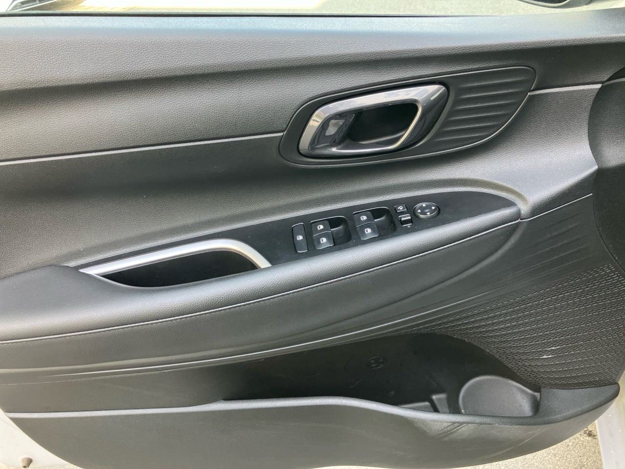 Fahrzeugabbildung Hyundai i20 TREND VOLL-LED*SHZ*LHZ*NAVI*USB*CARPLAY