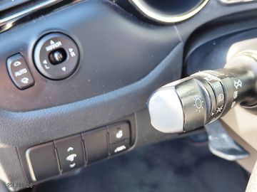 Kia Cee'd GT-Track Navi-Shz-Lhz-Klima-Xenon-Pano-Alc