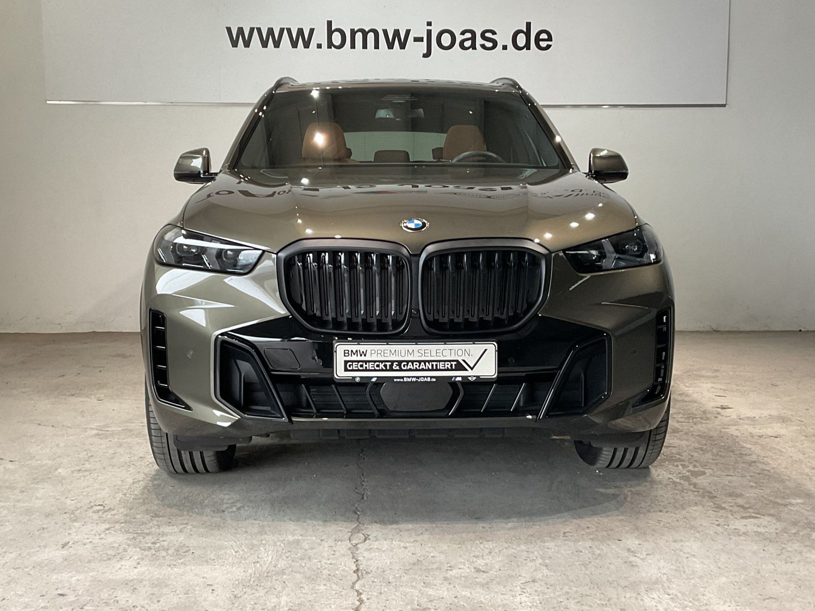 Fahrzeugabbildung BMW X5 xDrive40d M Sportpaket, Massagefunktion, Glas