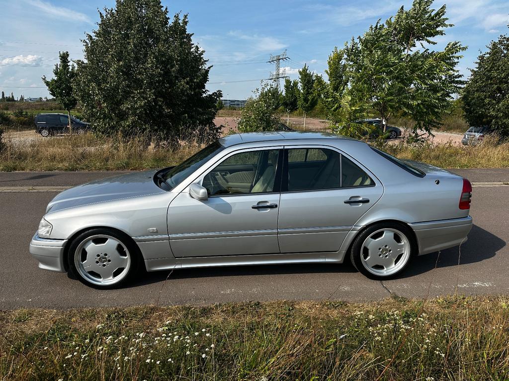 Mercedes-Benz C 280