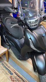 Piaggio Beverly 400 S HPE - PIAGGIO BEVERLY 400 S