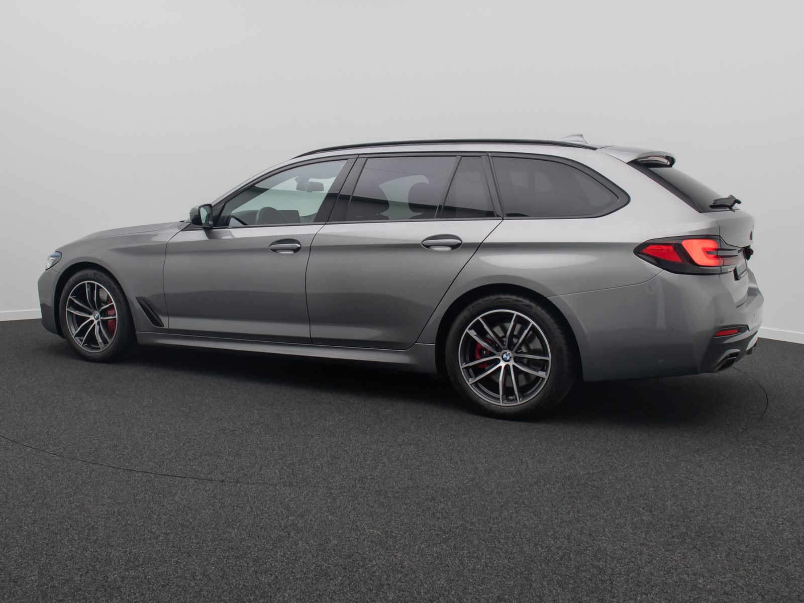 Fahrzeugabbildung BMW 530d M Sport DAB Kamera Laser AHK Komfort Alarm