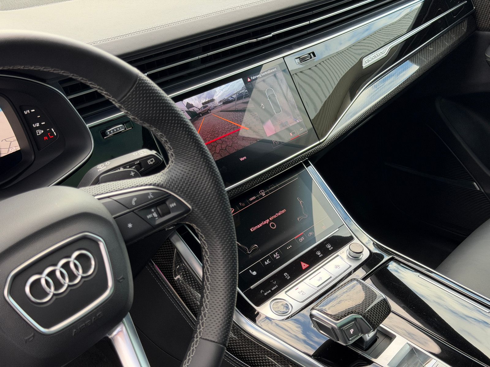 Fahrzeugabbildung Audi Q8 50 TDI Quattro/COMPETITION-PLUS/CARBON/VOLL