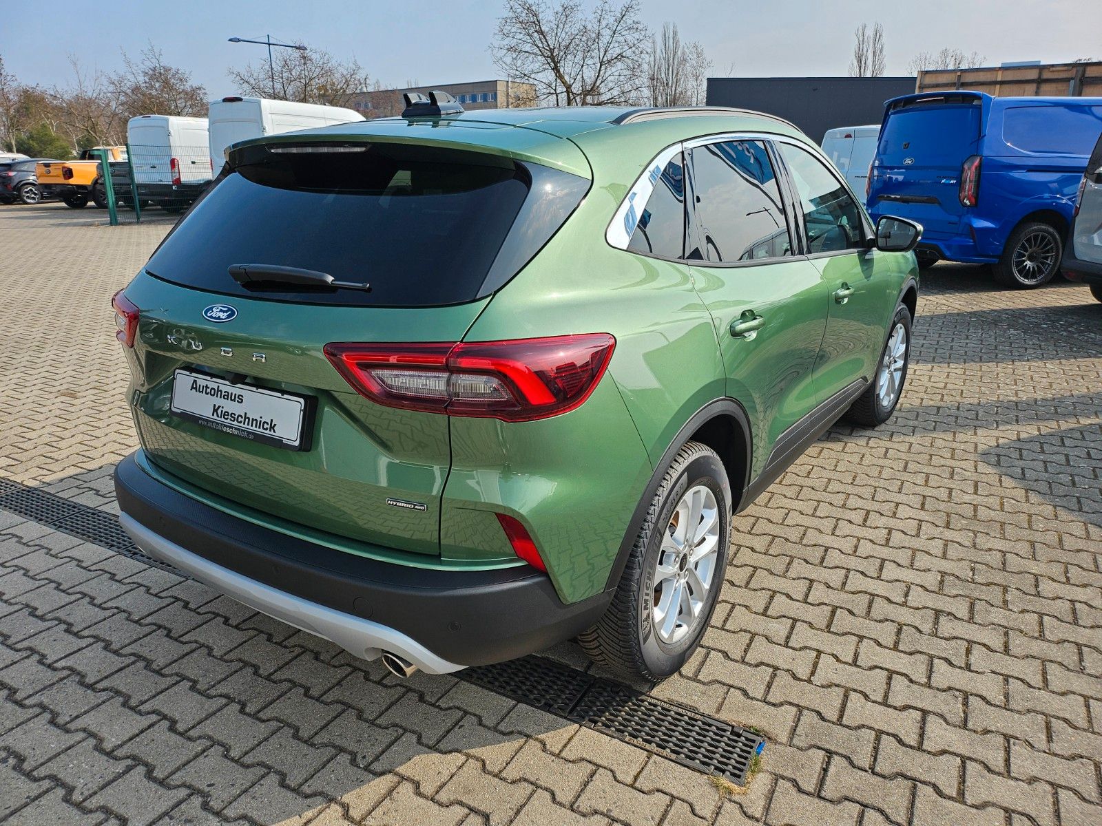 Fahrzeugabbildung Ford Kuga Hybrid Titanium