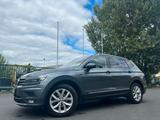 Volkswagen Tiguan/Highline/7Sitz/Ambiente/ElektrischeSitze - Volkswagen Tiguan 7 Sitzer