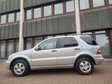 Mercedes-Benz ML 270 ML 270 CDI Nur 97 Tkm-1 Hand-6 Gang    - aus 2005: Allradantrieb