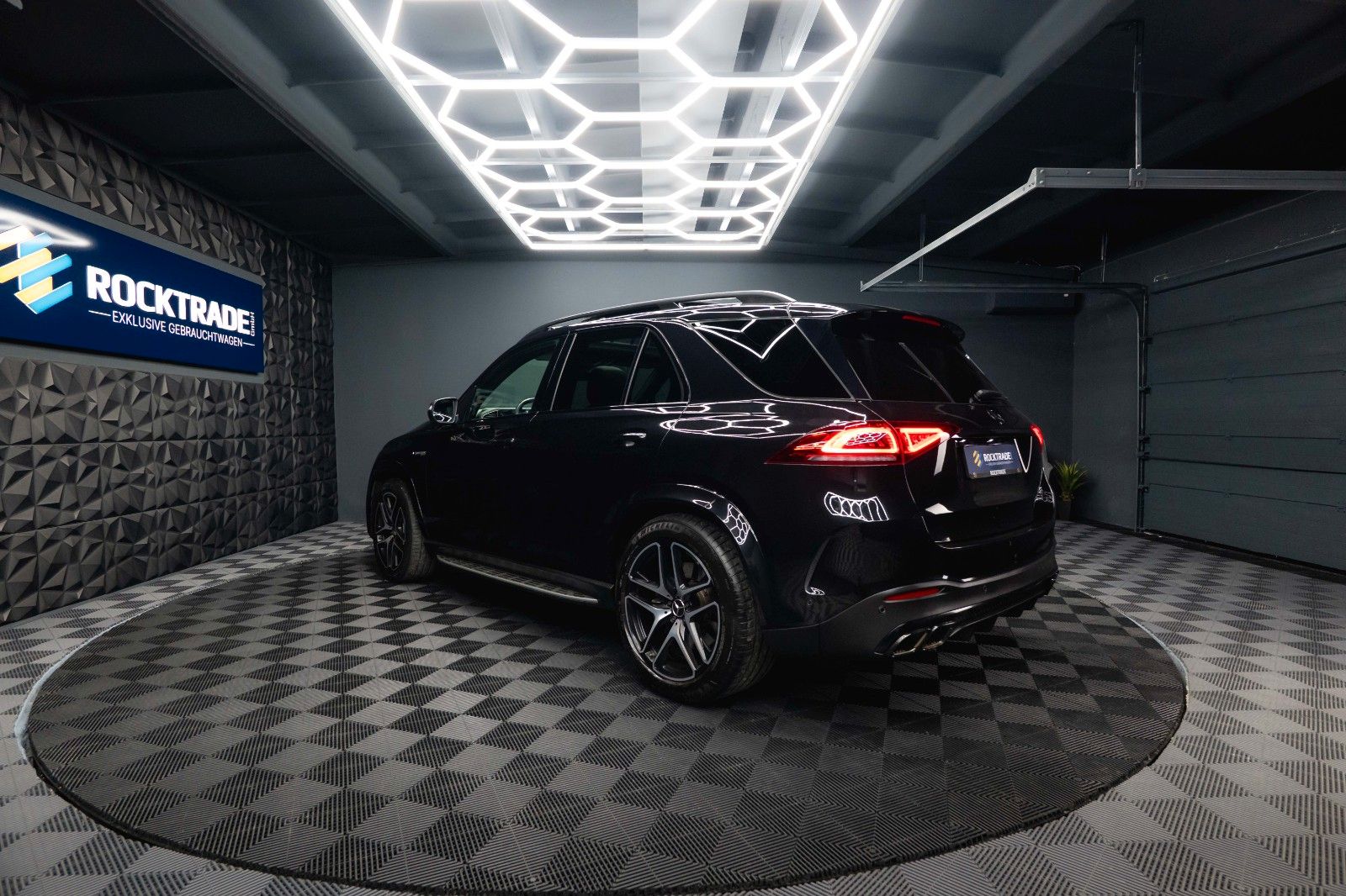 Fahrzeugabbildung Mercedes-Benz GLE 63 AMG 4Matic+ Night Paket *ACC*Pano*HU*360*
