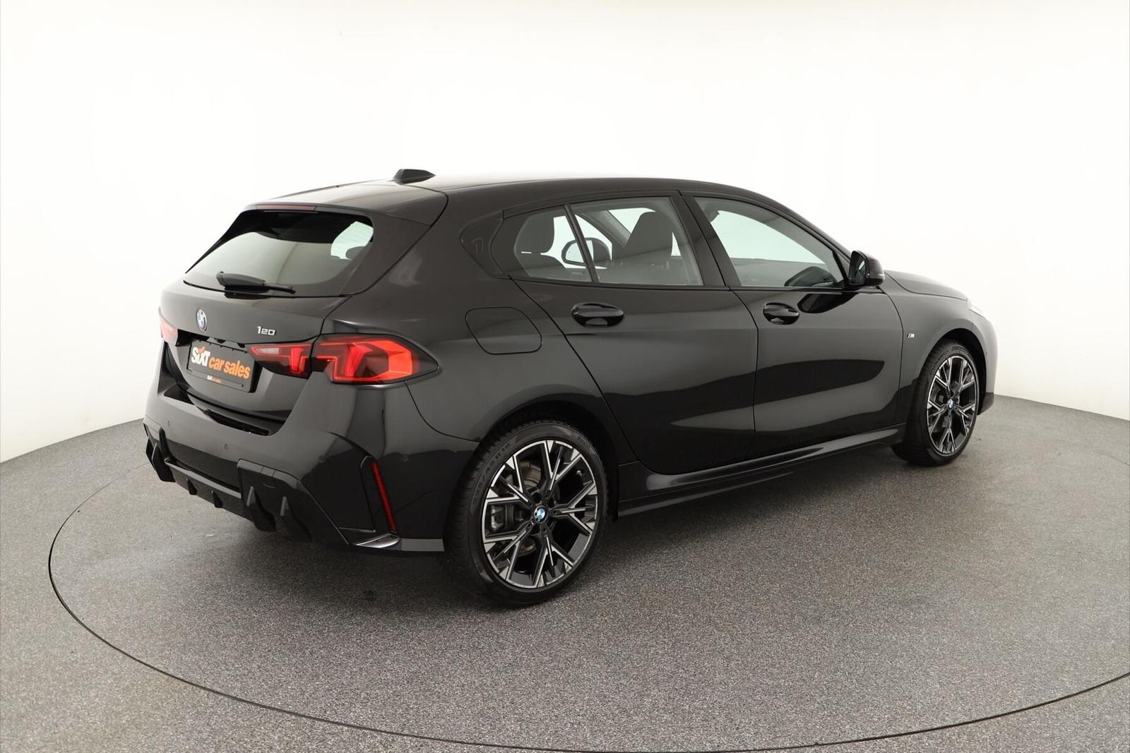 BMW 1 Series i M Sport Design NAV SHZG ParkAss+RFK Alarm, миниатюра 6