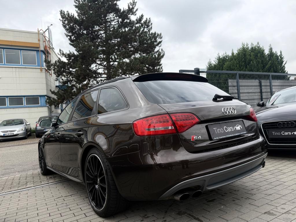 Audi S4