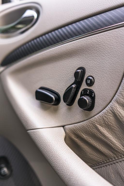 Mercedes-Benz CLK 500