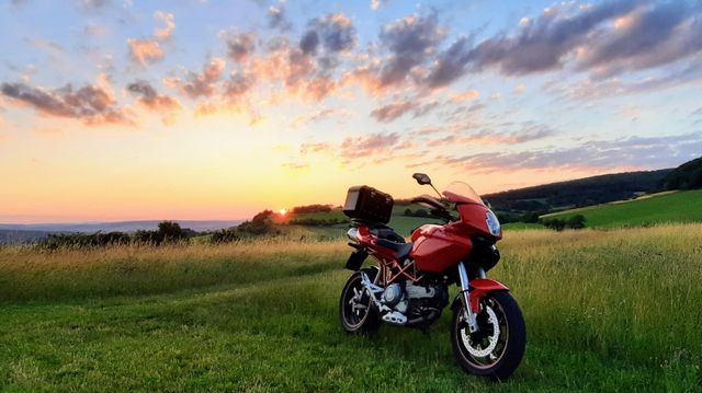 Ducati Multistrada 1000 DS gepflegter Zustand wenig KM